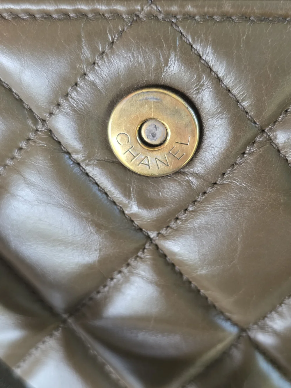 Chanel Quilted Leather Chain Tote Bag - Dark Green